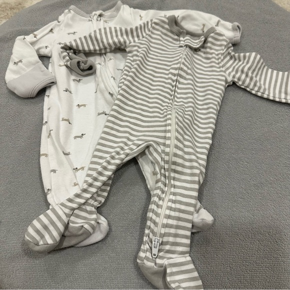 Cloud Island Gray and White Striped Footies - Picture 1 of 4